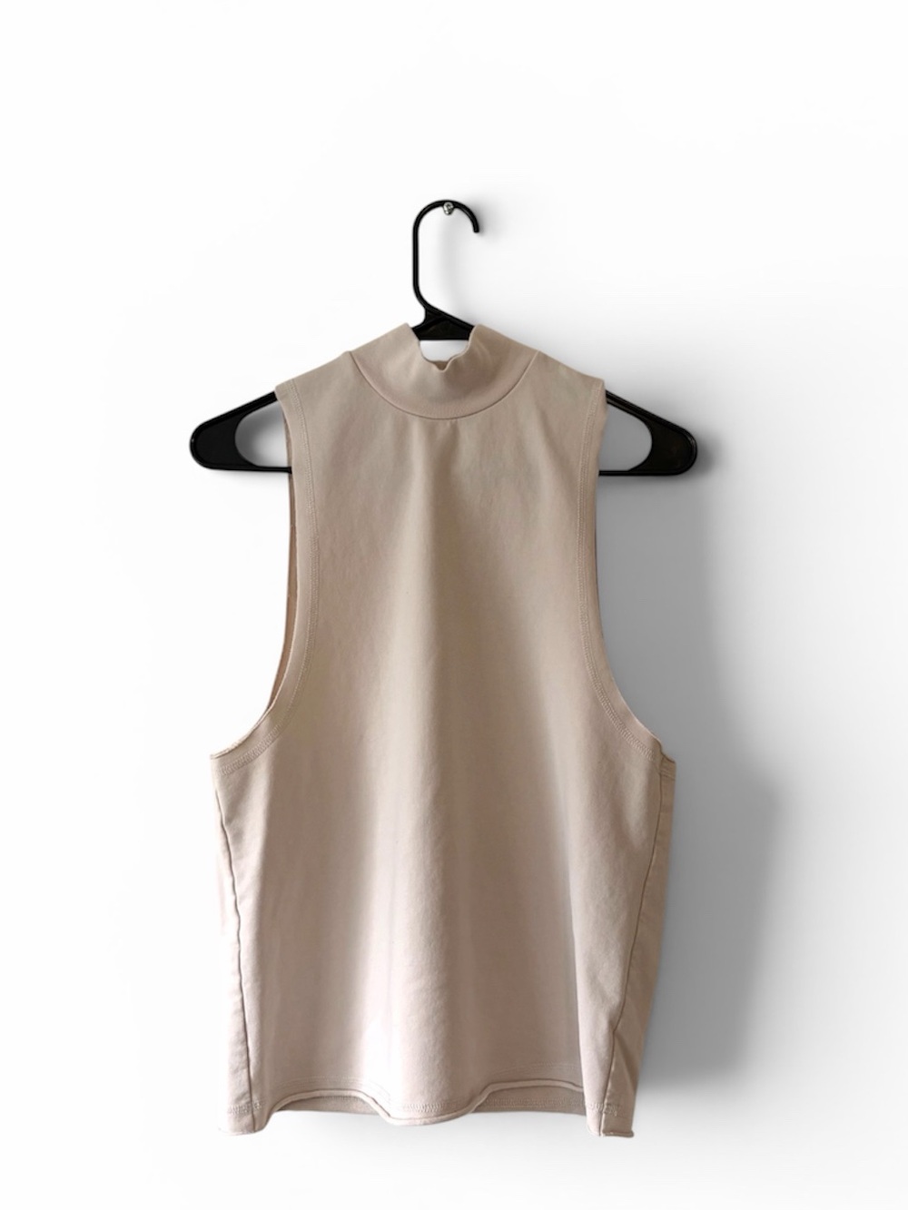 ALO Sleeveless Mock Neck Tank Top - Cream